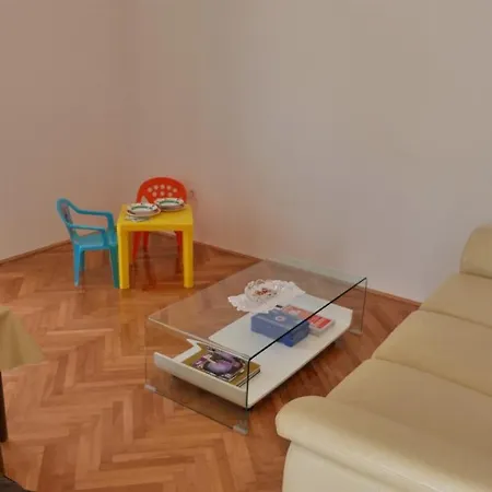 Slavinj 9 Appartement Omiš